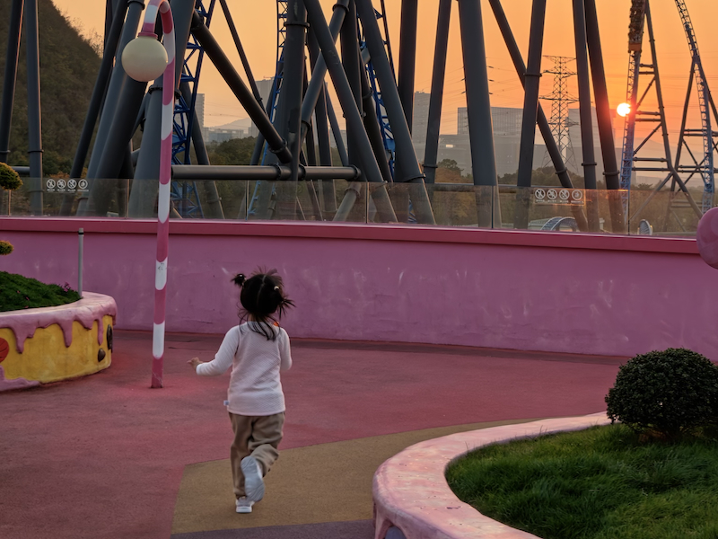 2025年12月07日奔跑